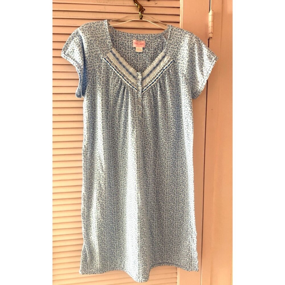 Nightgown Women's Size L  Blue Mini Floral Lace Embroidery Ribbon Short Sleeve